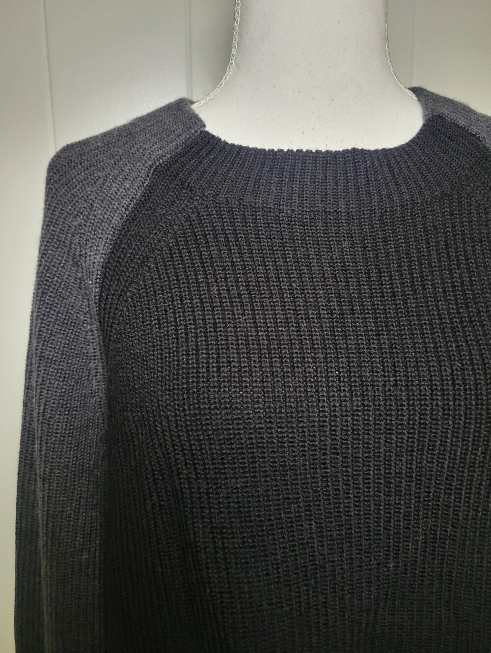 Eileen Fisher Color Block Pullover Sweater Extra Fine Merino Wool Black & Gray M - Picture 7 of 10